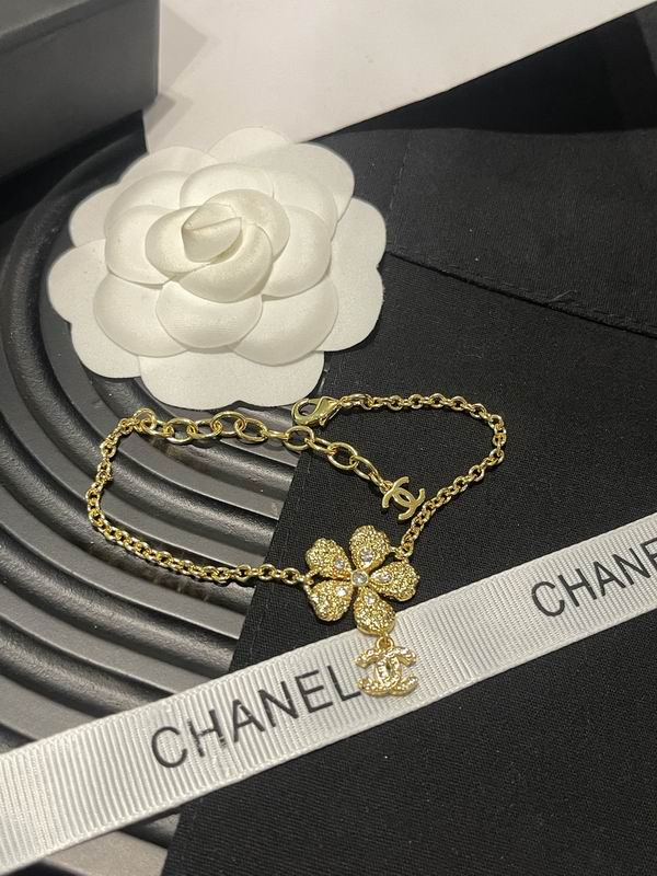 Chanel Bracelet 03yxs27